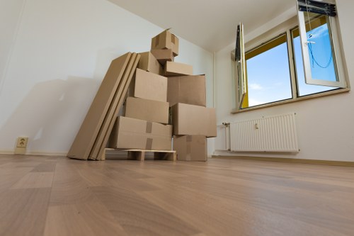 Packing boxes and fragile items for a Chelsea home move