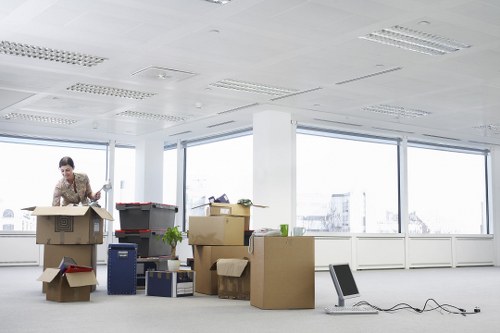 Budget planning for removal truck hire in Chelsea