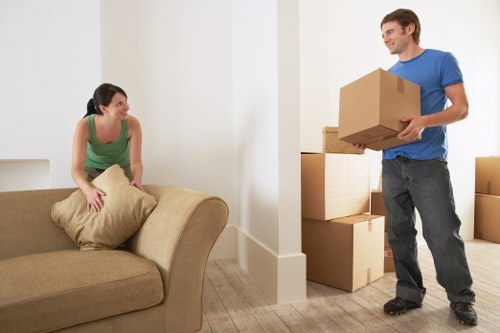 Unpacking assistance helping a Chelsea home settle in quickly